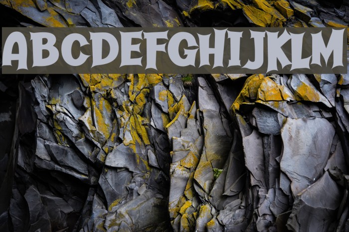Butter Haunted Font examples