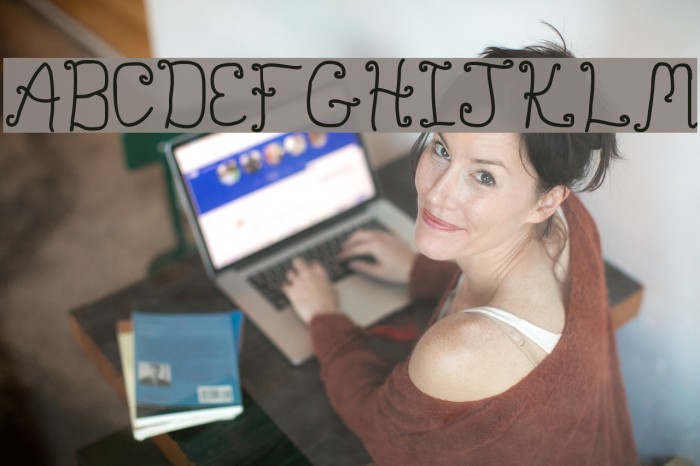 Buttmunch Font examples