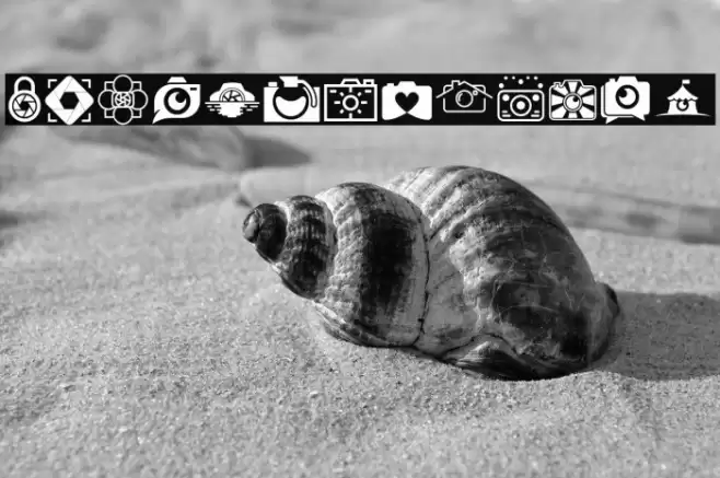 CAMERA - FOTOGRAAMI Font examples