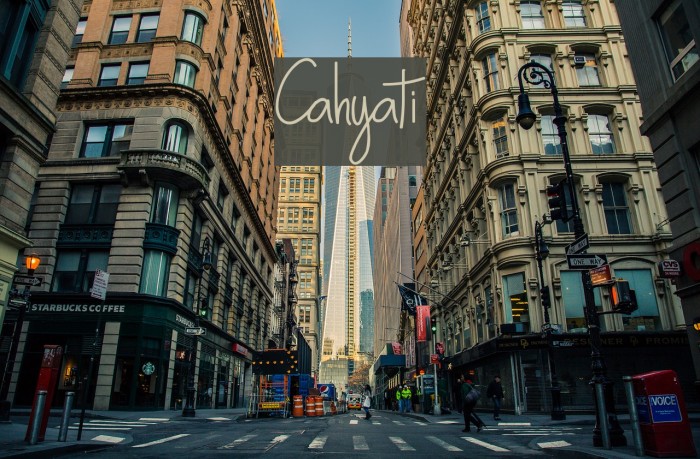 Cahyati Font examples