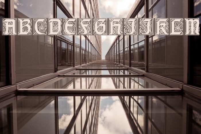 Carrick Regular Font examples