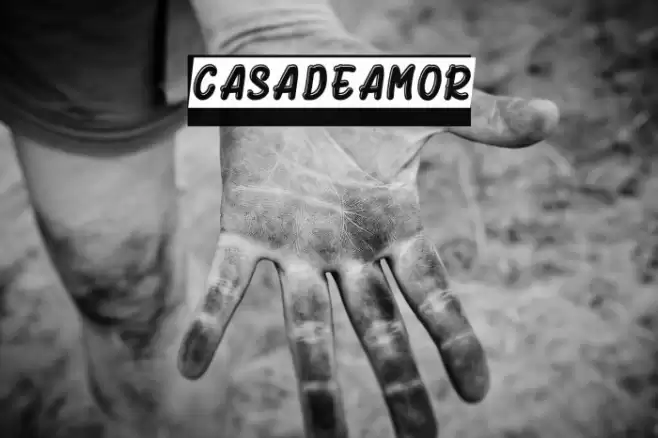 Casadeamor Шрифта examples