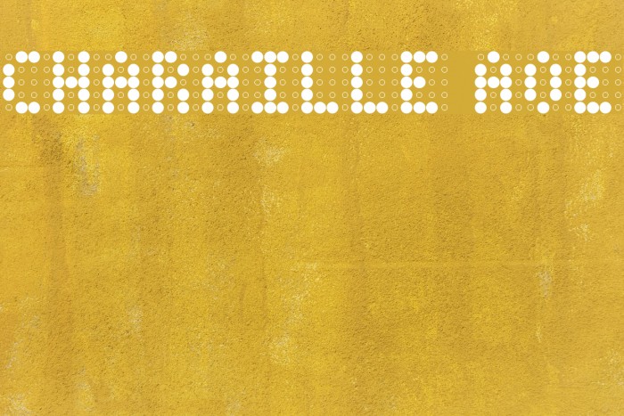 Charaille AOE Font examples