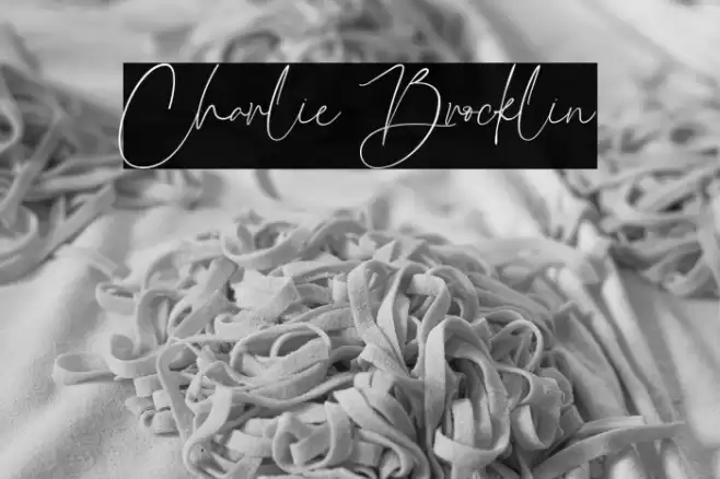 Charlie Brocklin Font examples