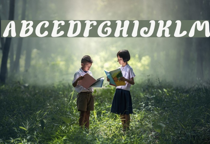Children Stories Italic Font examples