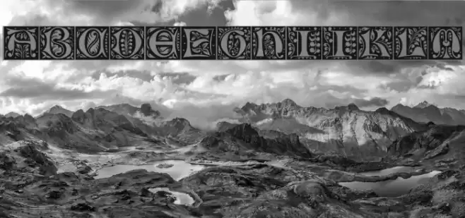 ChristensenCaps Regular Schriftart examples