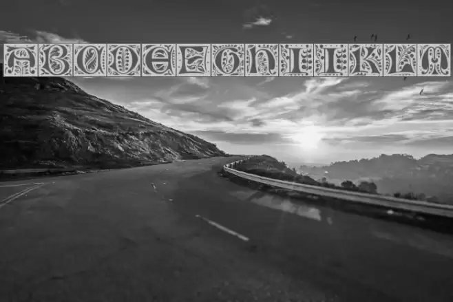 ChristensenCaps Regular Schriftart examples