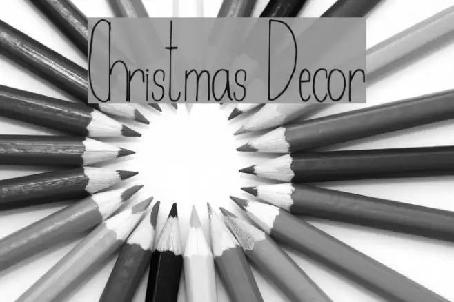 Christmas Decor Font examples