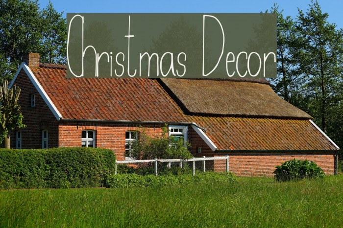 Christmas Decor Font examples