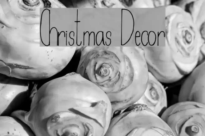 Christmas Decor Font examples