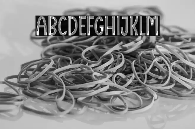 Christmas Eve Bells Caratteri examples