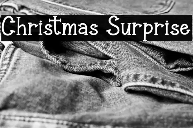 Christmas Surprise Font examples