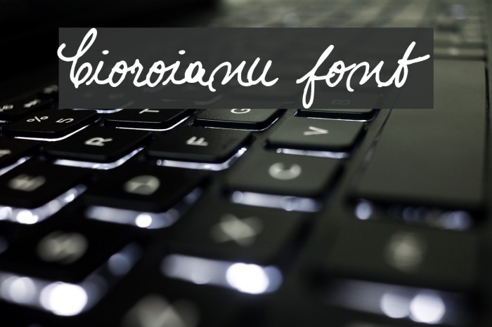 Cioroianu font Font examples