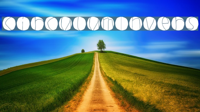 CirculumInvers Font examples