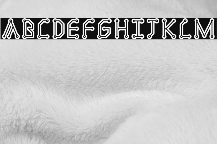 Cirquee Font examples