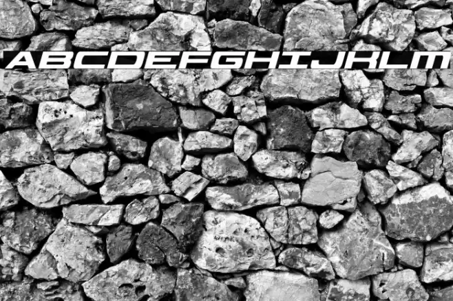 Classic Cobra Condensed Italic Font examples