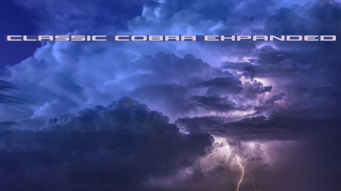 Classic Cobra Expanded Font examples