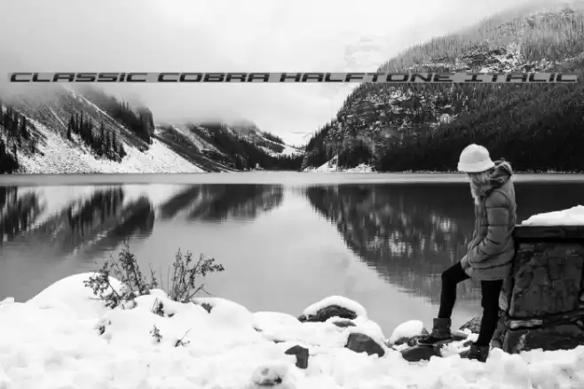 Classic Cobra Halftone Italic Font examples