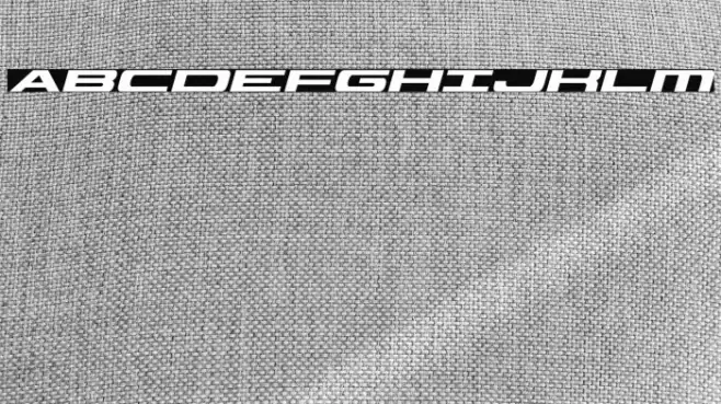 Classic Cobra Italic Font examples