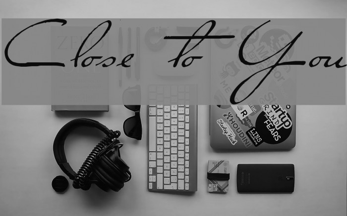 Close to You Font examples