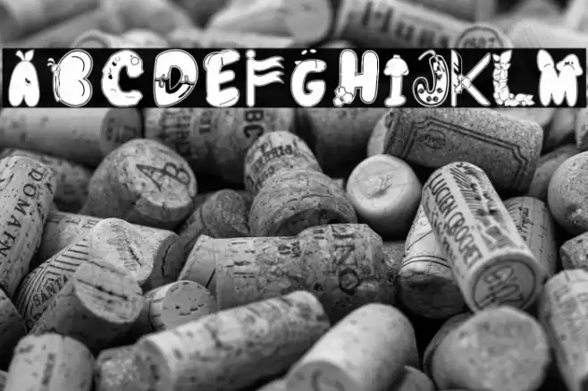 Colorful Decorative Alphabet Шрифта examples