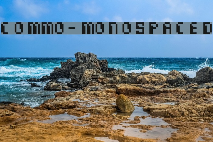 Commo-Monospaced Font examples