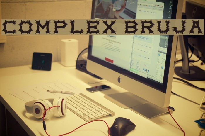 Complex bruja Font examples