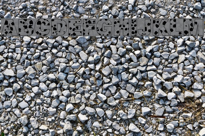 Cow-Spots Regular Fonte examples