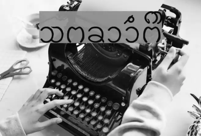 Cr-khern Font examples