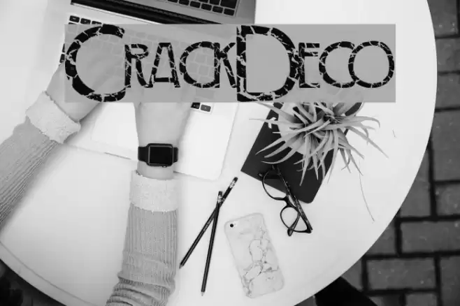 CrackDeco Font examples