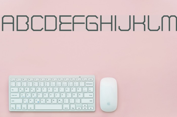 CranberryGin-Regular Font examples