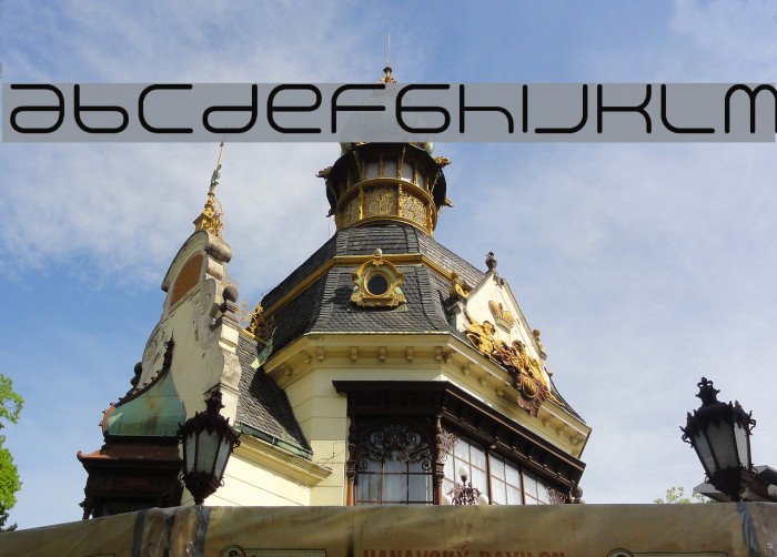 Creaminal Font examples