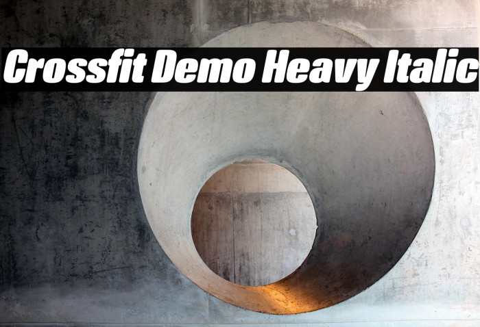 Crossfit Demo Heavy Italic Example 3