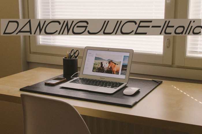 DANCINGJUICE-Italic Example 1