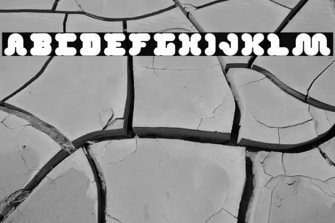 DAY DREAMER Font examples