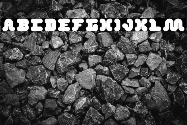 DAY DREAMER Font examples