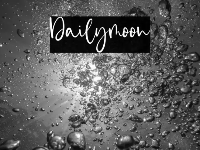 Dailymoon Font examples
