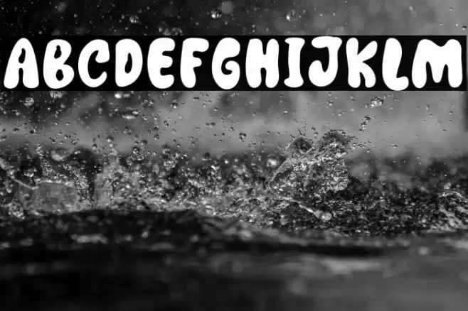 DancingGhostRegular Caratteri examples