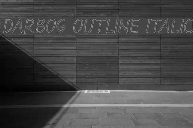 Darbog outline Italic Font examples