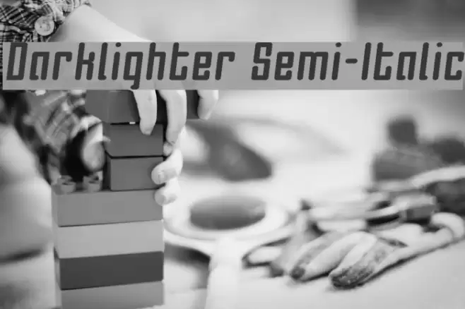 Darklighter Semi-Italic Font examples