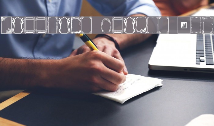 Darrians Frames Two Schriftart examples