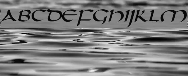 Darwycke Regular Font examples