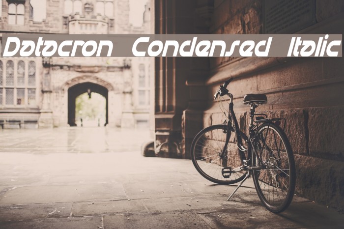 Datacron Condensed Italic Fuentes examples