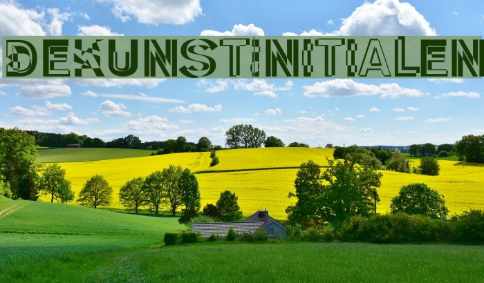 DeKunst-Initialen Font examples