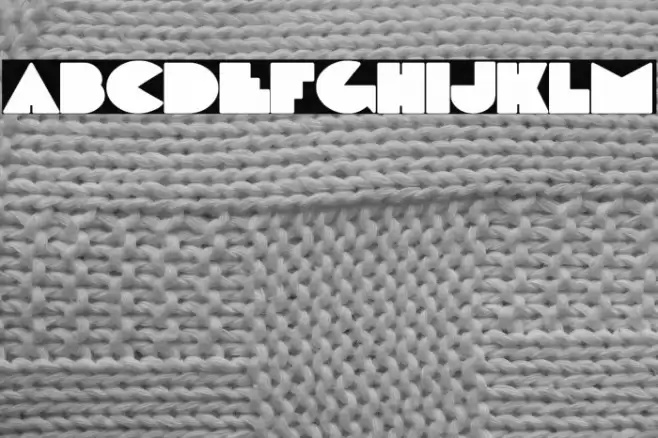 DeLarge Font examples