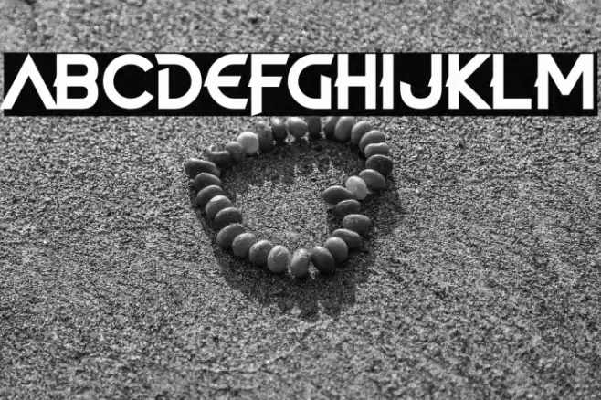 Dead Revolution Caratteri examples