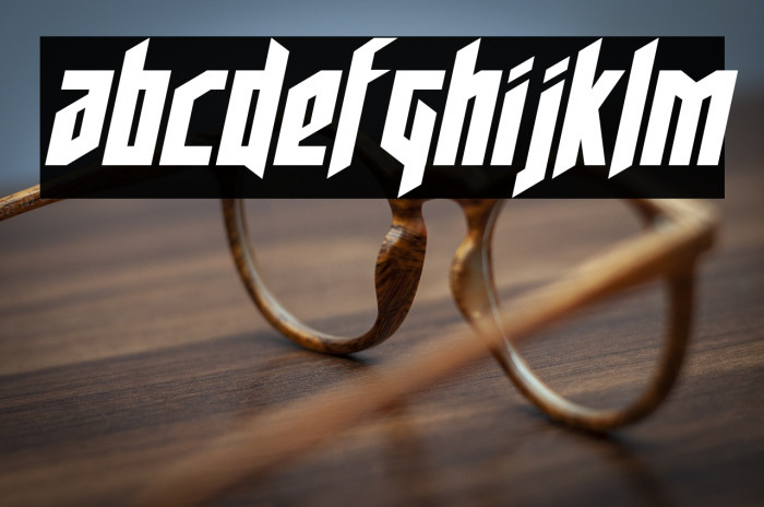 Deathshead Semi-Italic Example 2