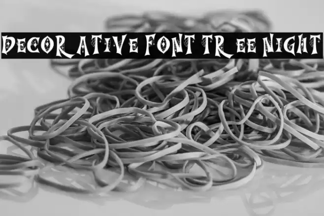 Decorative font Tree Night Schriftart examples