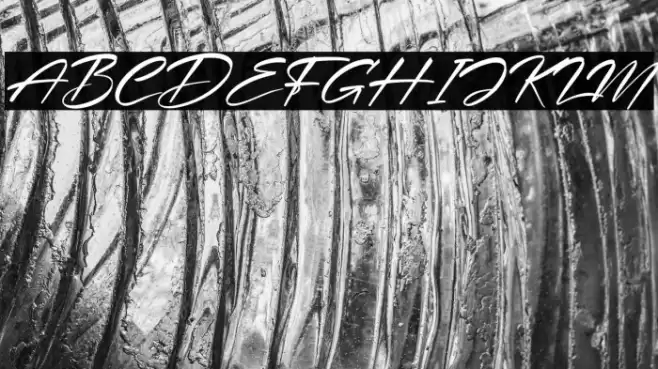 Deligante Smithasa Italic Font examples