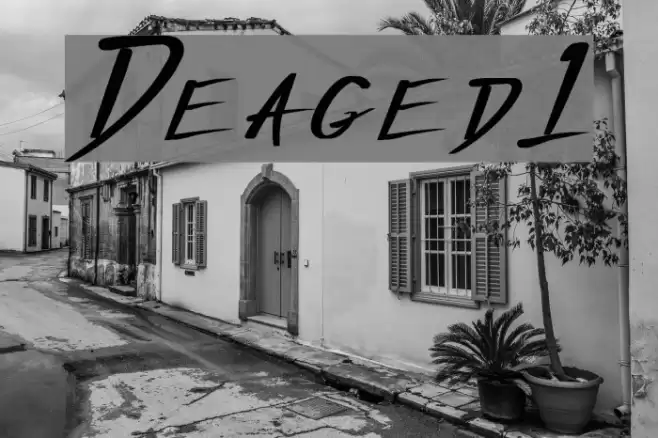 Deranged 1 Font examples